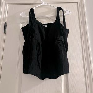 Cute black old navy crop top with shoulder ties